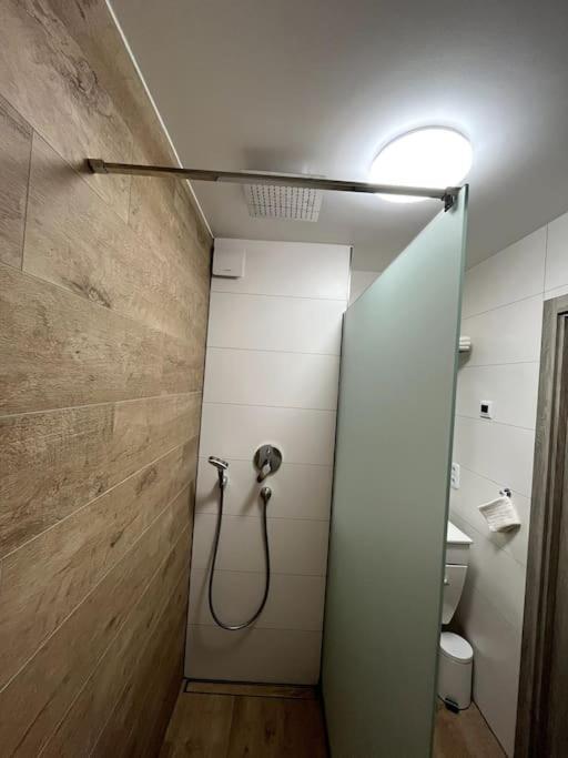 Familienwohnung Naehe Europapark, Messe, Gifiz See Offenburg Esterno foto